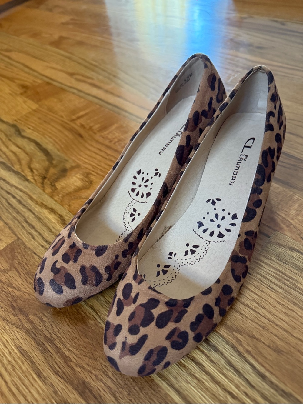 🐆 CL by Laundry Leopard Print Faux Suede Wedge Pumps 🐆